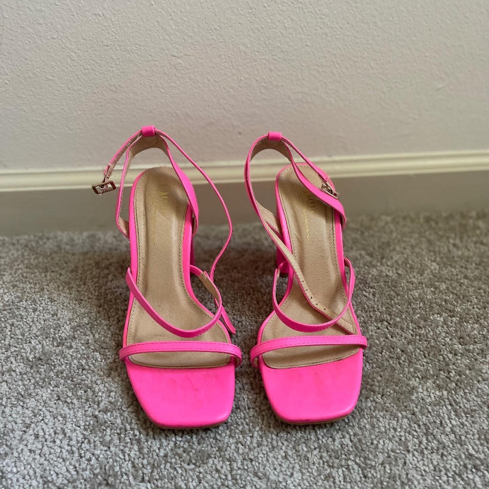 pink heels